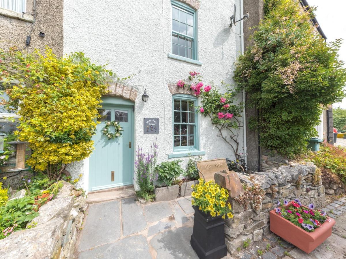 Pass The Keys Mop Fair Sunny Garden Town Centre Villa Ulverston Exterior photo